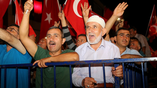 FETÖ'nün darbe girişimine tepkiler