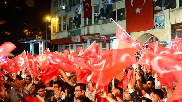 FETÖ'nün darbe girişimine tepkiler