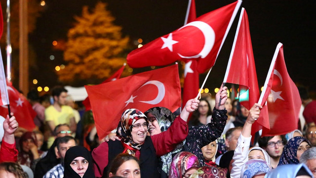FETÖ'nün darbe girişimine tepkiler