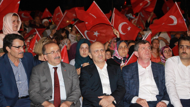 FETÖ'nün darbe girişimine tepkiler