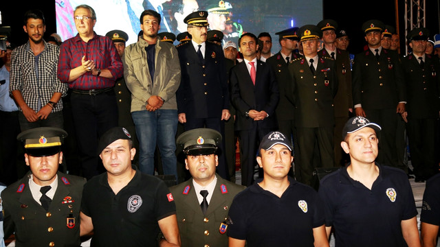 FETÖ'nün darbe girişimine tepkiler