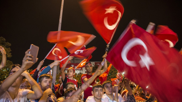 FETÖ'nün darbe girişimine tepkiler