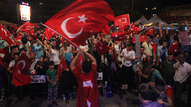 FETÖ'nün darbe girişimine tepkiler