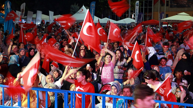 FETÖ'nün darbe girişimine tepkiler
