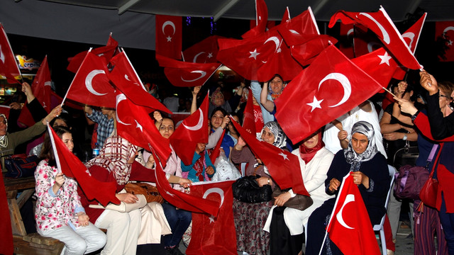 FETÖ'nün darbe girişimine tepkiler