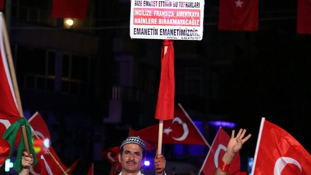 FETÖ'nün darbe girişimine tepkiler