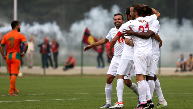 Futbol: Hazırlık maçı