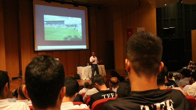 Futbolda yeni kurallar, Mersin'de anlatıldı