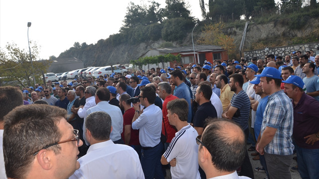 Gemlik Gübre Fabrikası'nda işçiler greve çıktı