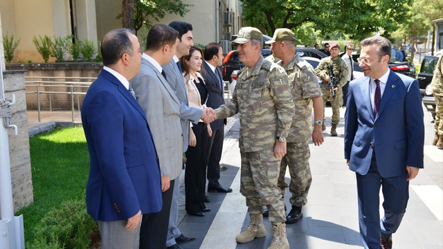 Genelkurmay Başkanı Orgeneral Akar Diyarbakır'da