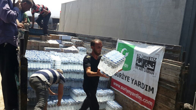 Halep'e 26 ton su yardımı