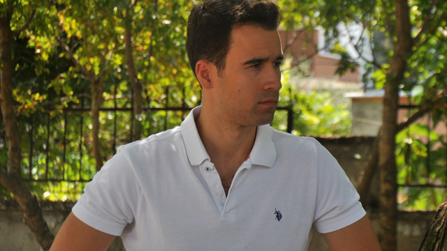 Helikopteri, motorlarını havada kapatıp düşürmeyi göze aldım