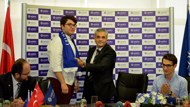 İstanbul Medipol Üniversitesi, şampiyon öğrencilerini tanıttı