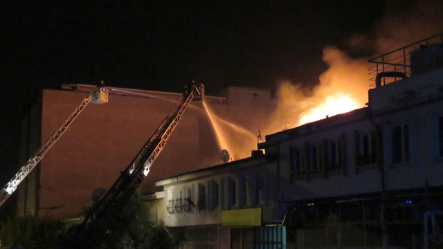 İstanbul'da iş yeri yangını