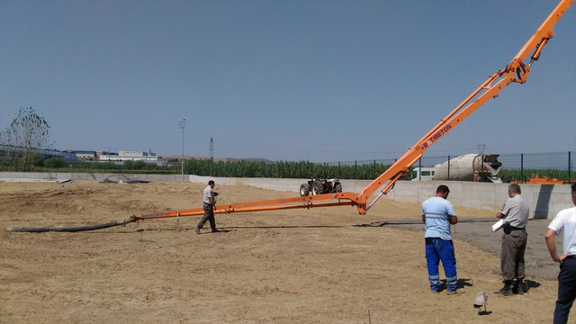 İzmir'de elektrik akımına kapılan işçi öldü