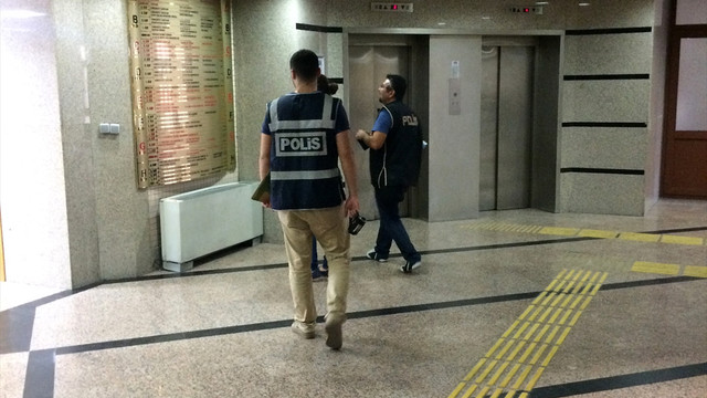 GÜNCELLEME - İzmir'de FETÖ/PDY operasyonu