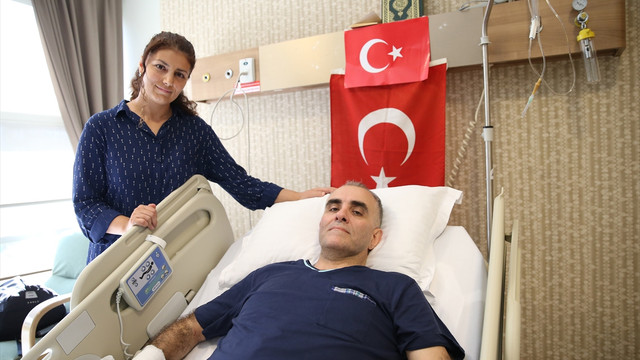 Kahraman komutan, 7 kurşuna rağmen sancağı düşürmedi