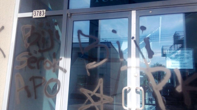 Kanada'da Türk camisine boyalı saldırı