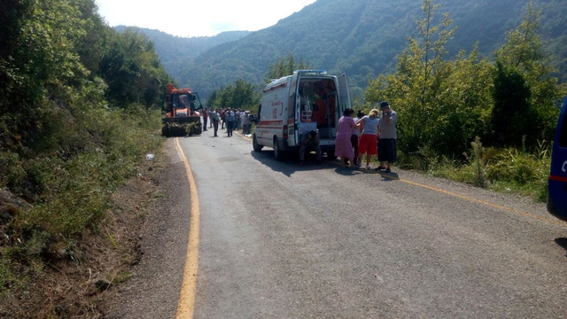 Kastamonu'da otomobil uçuruma yuvarlandı: 1 ölü