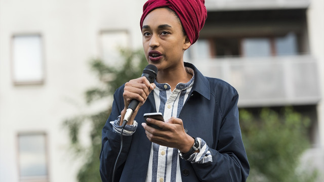 Londra'da siyahilere karşı şiddet protesto edildi