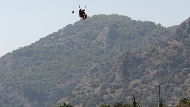 Muğla'da sıcak hava sahilleri doldurdu
