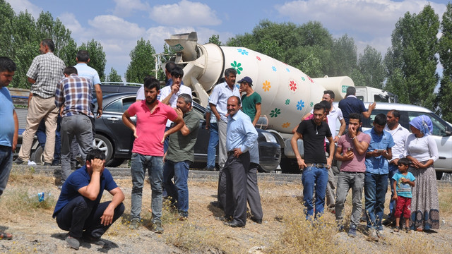 Muş'ta trafik kazası: 1 ölü, 4 yaralı