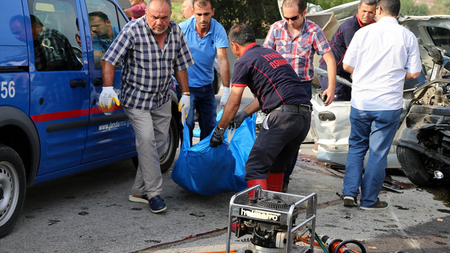 Osmaniye'de trafik kazası: 3 ölü, 5 yaralı