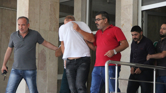 Otomobil dolandırıcıları suçüstü yakalandı