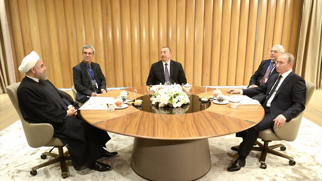 Putin, Ruhani, Aliyev Zirvesi