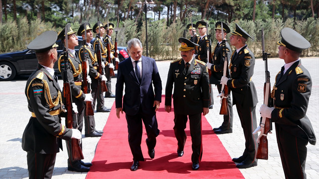 Rusya Savunma Bakanı Şoygu Azerbaycan'da