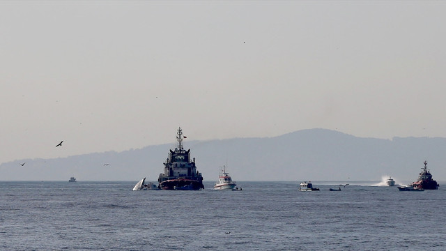 Sahil güvenlik teknesinin alabora olması