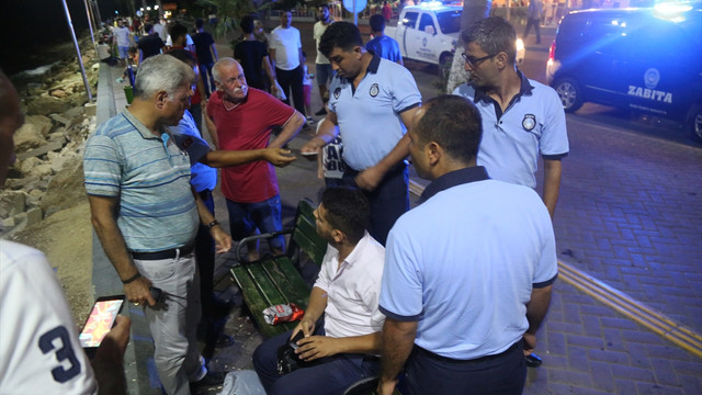 Sahilde yere çekirdek atana 35 lira ceza