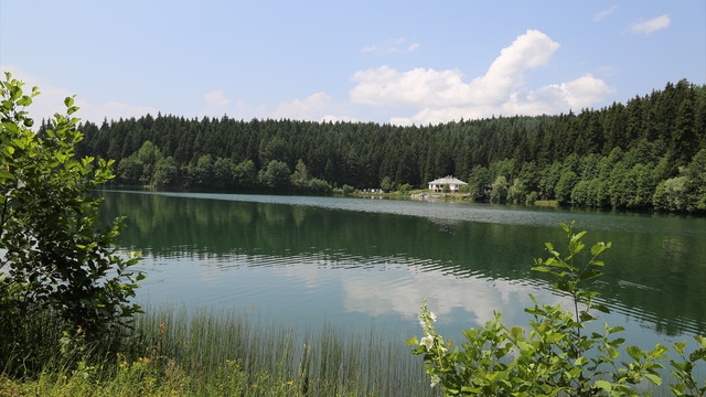 Şavşat'ın incisi Karagöl ziyaretçilerini bekliyor
