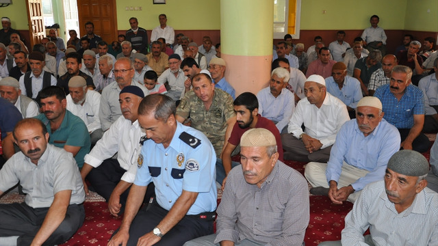 Şehit babalarından teröre lanet