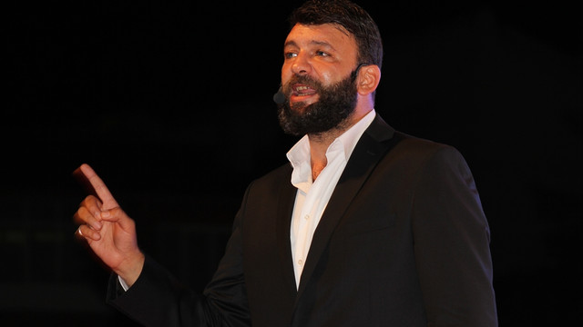 Şehit Ömer Halisdemir Meydanı'nda o geceyi anlattılar