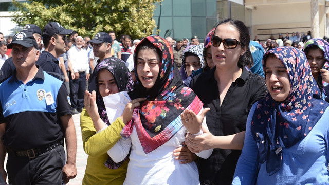 Şehitlerimizi uğurluyoruz