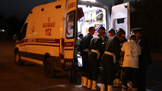 Siirt'te askeri zırhlı aracın devrilmesi