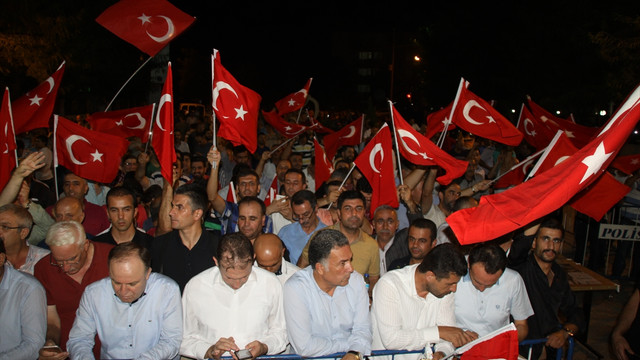 Siirt'te teröre karşı huzur nöbeti