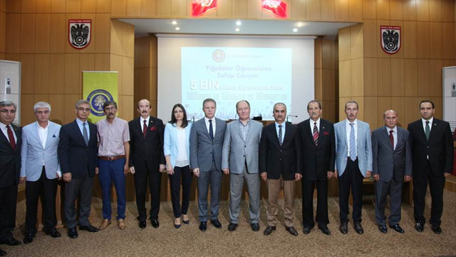 Sivas Hizmet Vakfı 5 bin öğrenciye burs verecek