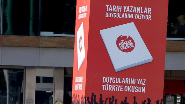 Taksim'de şüpheli valizler fünyeyle patlatıldı