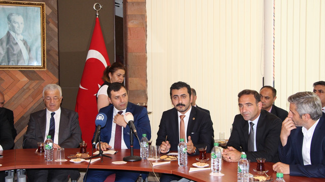 TBMM Dışişleri Komisyonu Paris’te