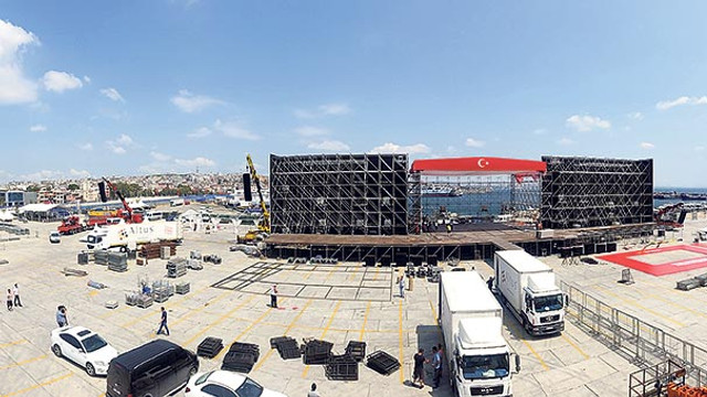 Yenikapı mitinginde Türkiye darbeye karşı tek yürek olacak