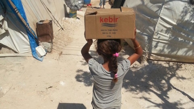 Türkiye'den Halep'e un yardımı