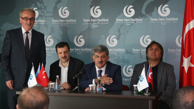 Uzaktan eğitim Kosova'da anlatıldı