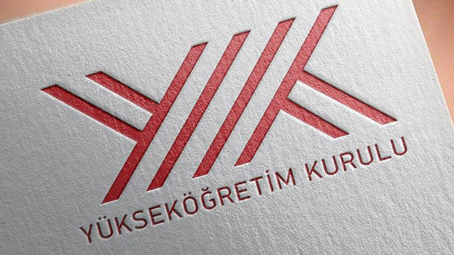 Kapatılan üniversitelerin öğrencilerine yatay geçiş süresi uzatıldı