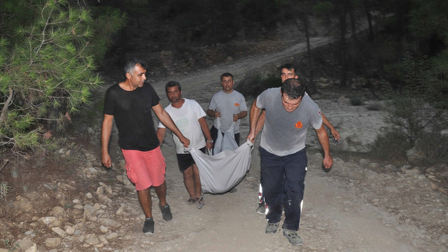 Yüzmek için girdiği ırmakta boğuldu