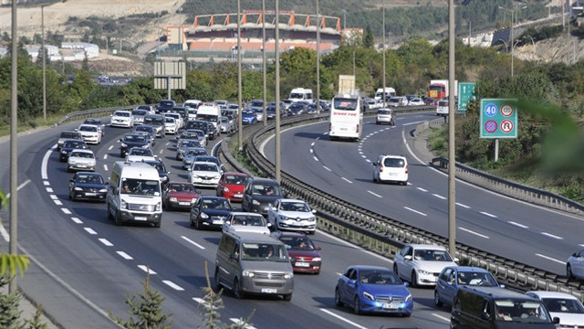 Tatilciler dönüş yollarında