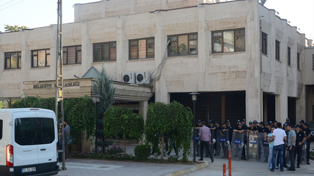 28 belediyeye yeni görevlendirme