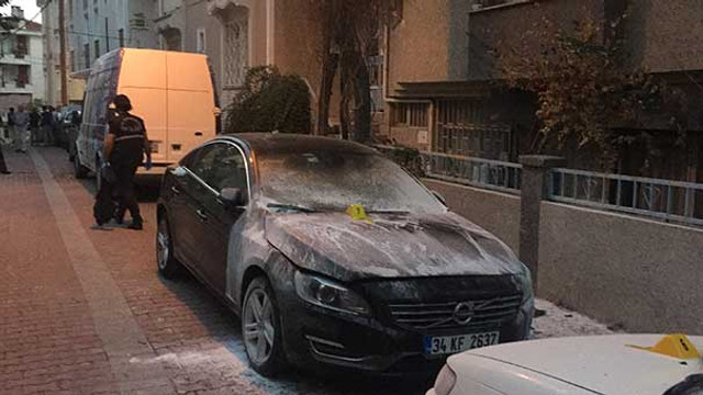 Avcılarda 28 araç kundaklandı