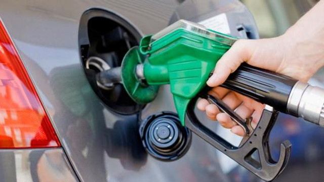 Benzine 12 motorine 6 kuruş zam yapıldı